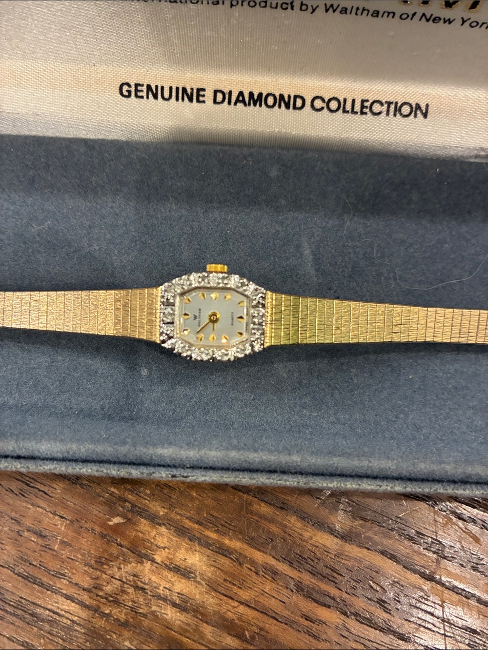 Waltham Women's Gold-Tone Diamond Accent Analog Quartz Bracelet Watch - Picture 3 of 4